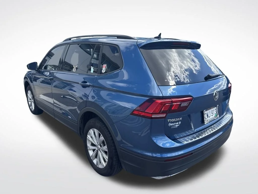Used 2020 Blue Volkswagen 2.0T S image 4