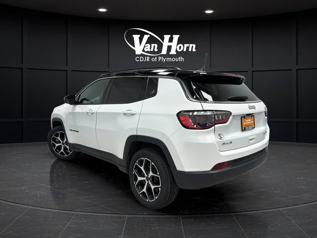 Certified Used 2025 Bright White Clearcoat Jeep Limited image 5