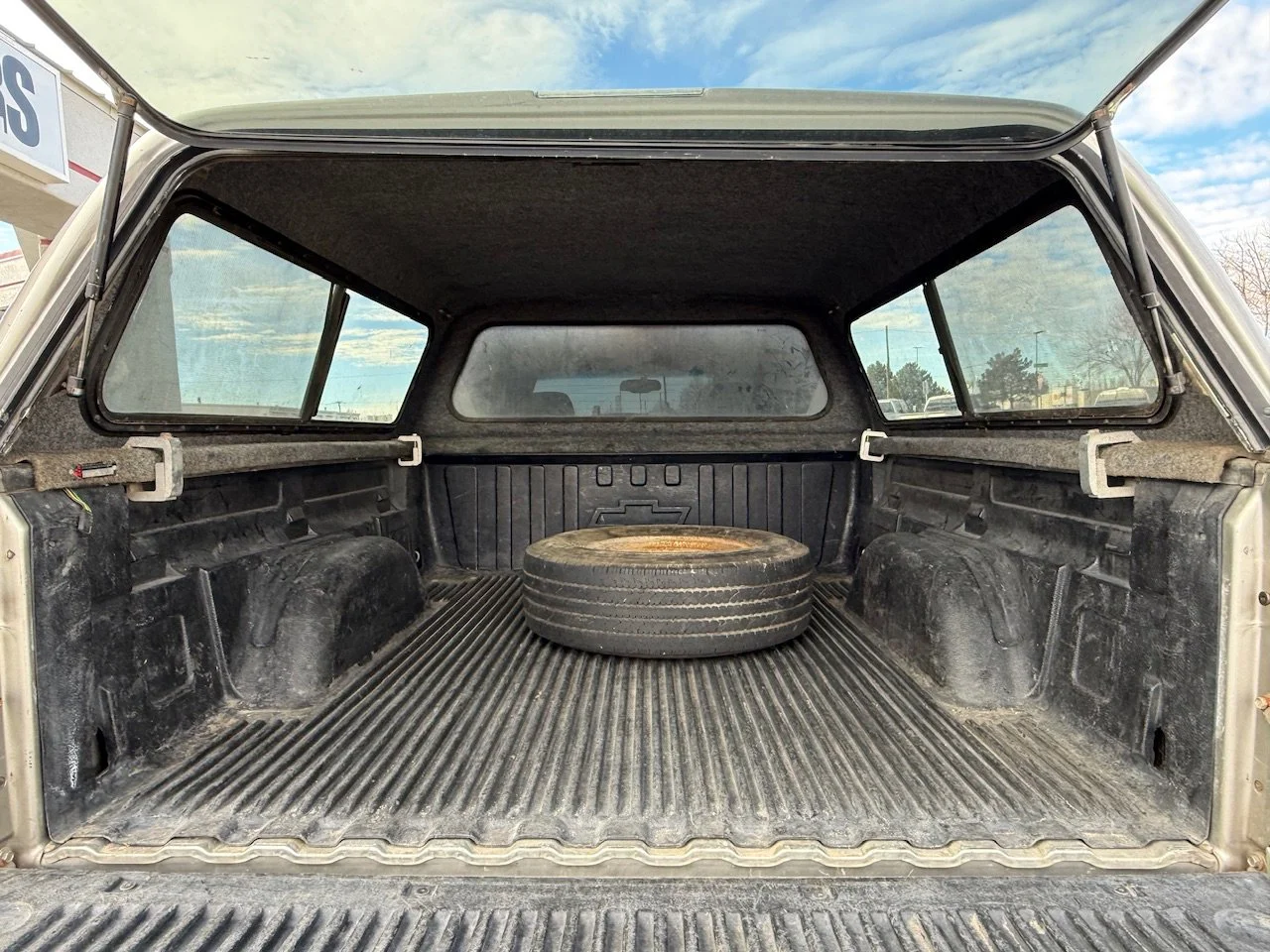 2003 Chevrolet Silverado 2500HD LS - Photo 38
