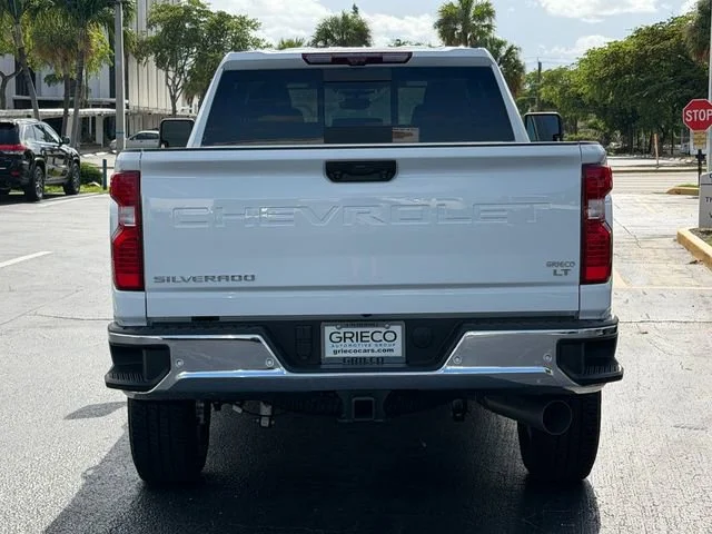New 2026 Summit White Chevrolet LT image 4