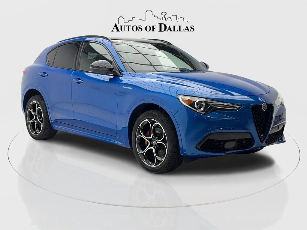 2023 Alfa Romeo Stelvio Veloce AWD's photo