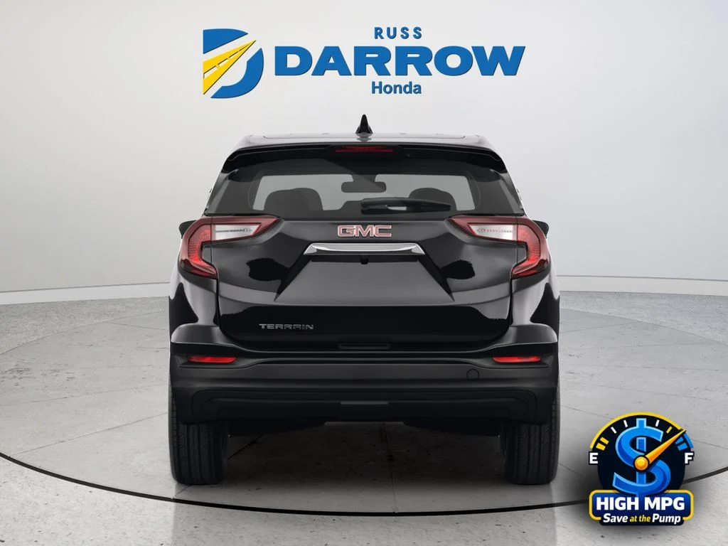 Used 2024 Black GMC SLE image 3