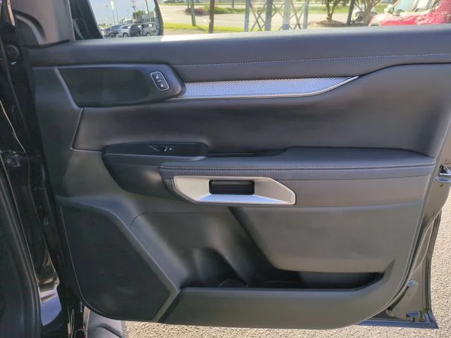 Used 2026 Black Ford Lariat image 32