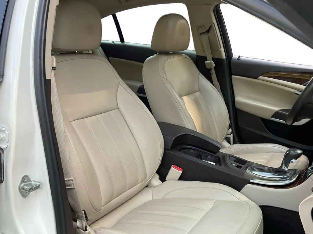Used 2012 White Buick Premium I image 29