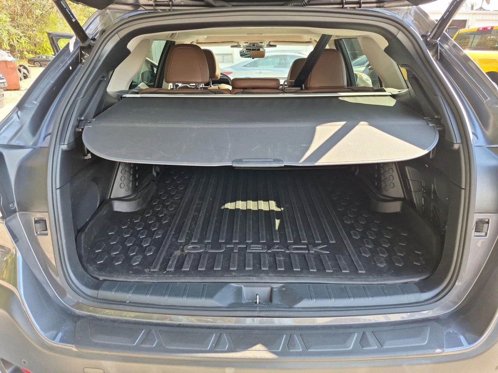 Used 2025  SUBARU TOUR image 34