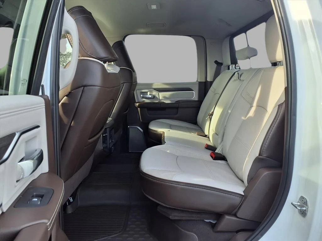 New 2026 Bright White Clear-Coat Exterior Paint RAM Laramie image 29