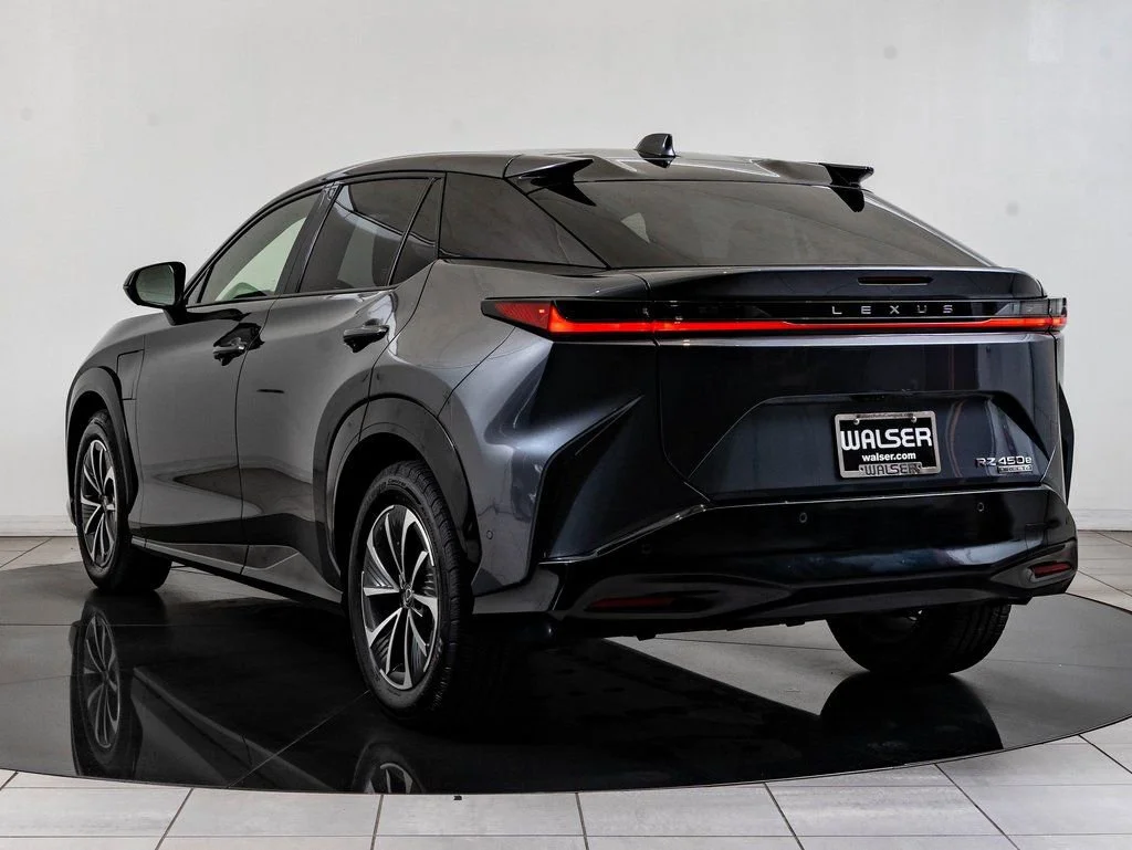 Used 2023 CLOUDBURST GRAY Lexus 450e Premium image 6