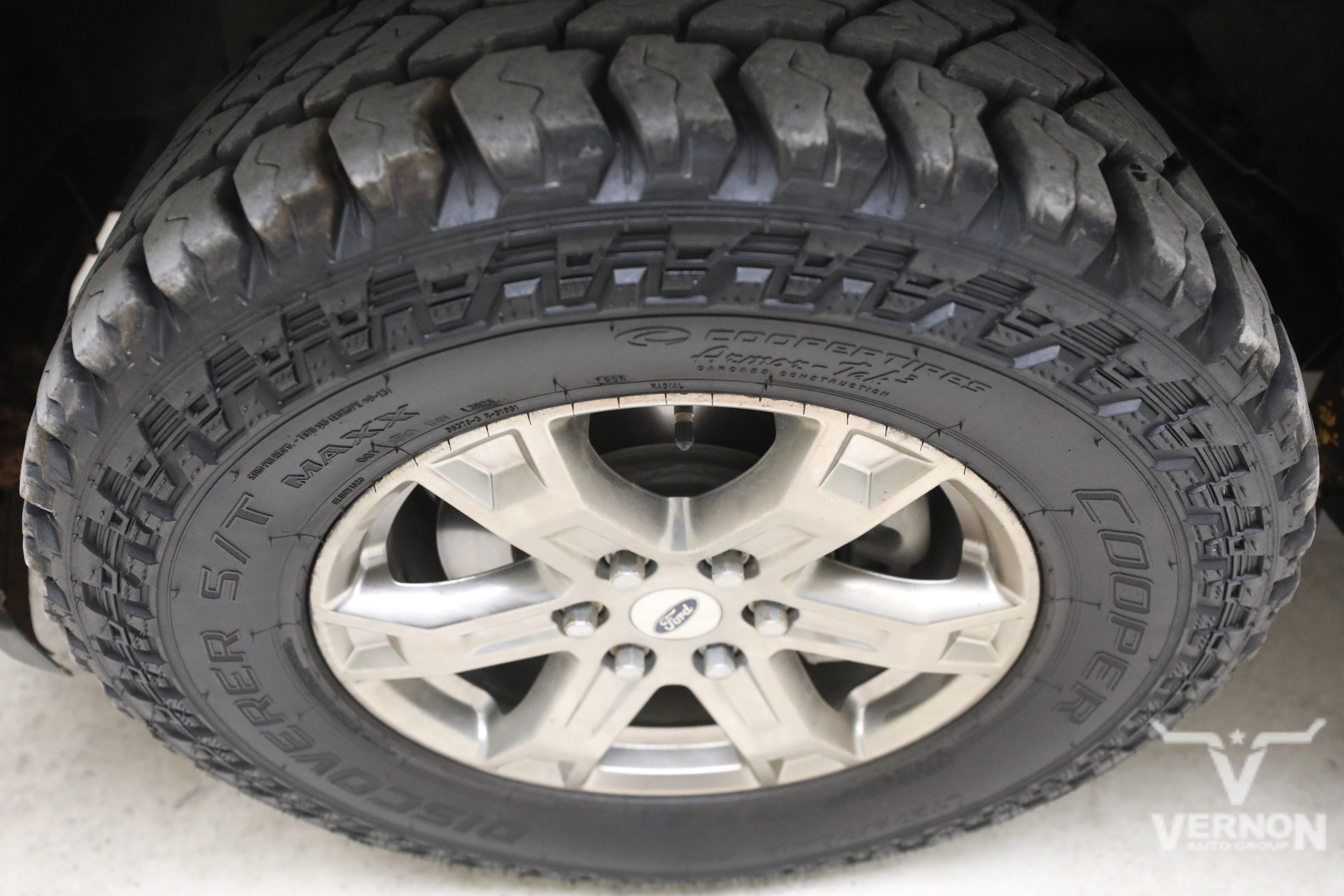 Used 2021 Oxford White Ford Y image 27