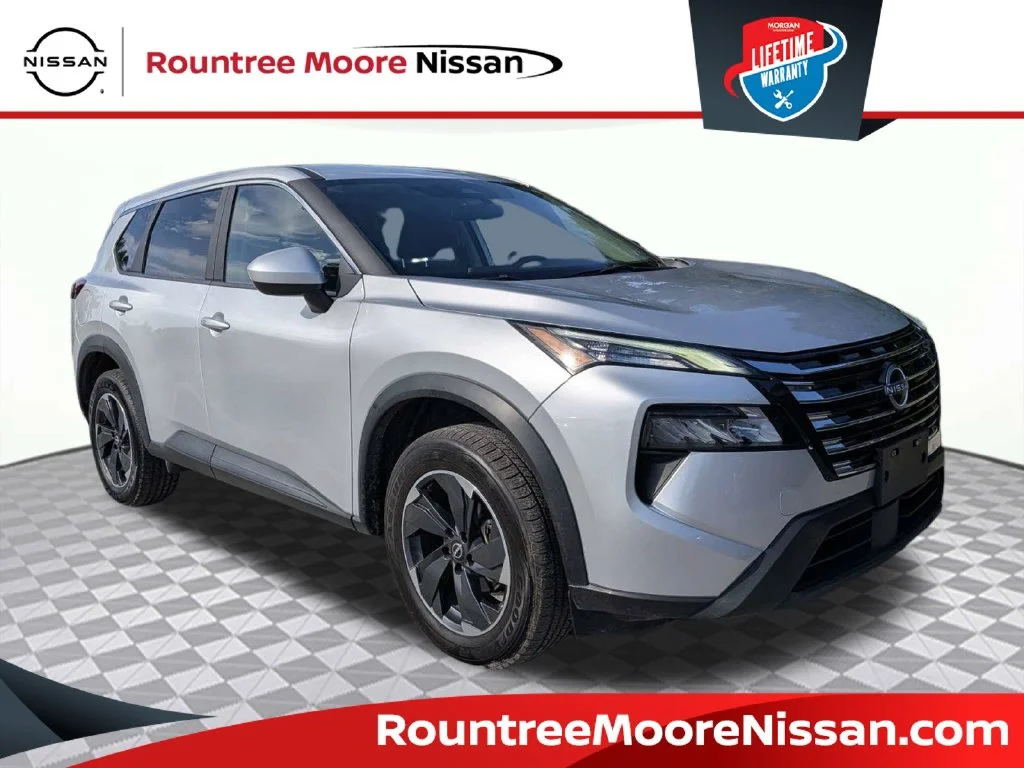 Used 2025 Silver Nissan SV image 1