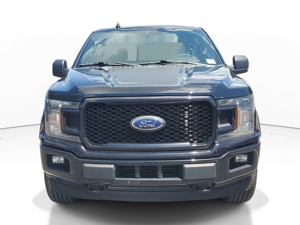 Used 2019 Black Ford XLT image 2