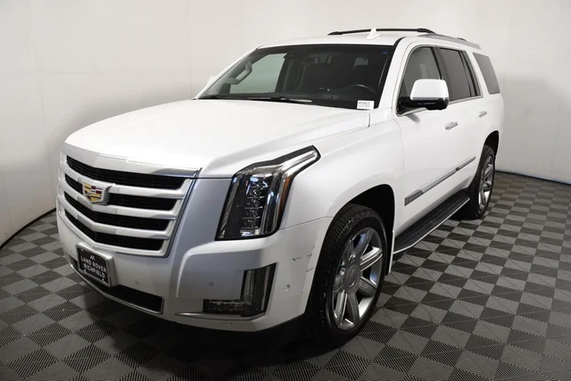 2017 Cadillac Escalade Luxury