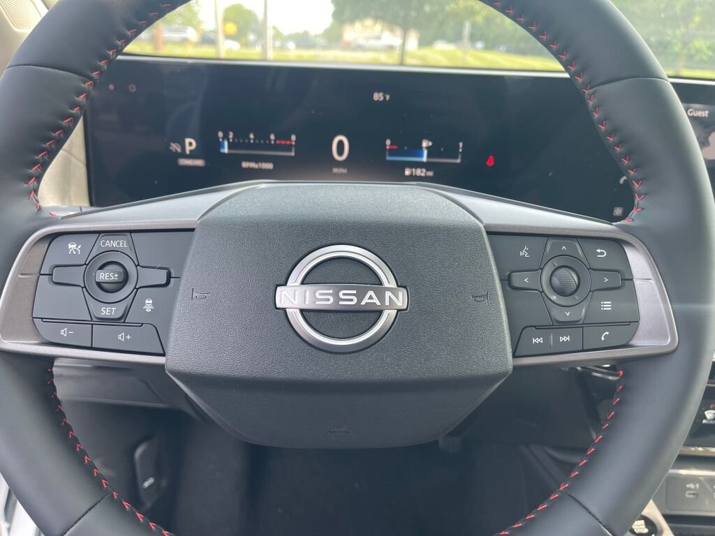New 2026 Aspen White Tricoat Nissan SR image 14