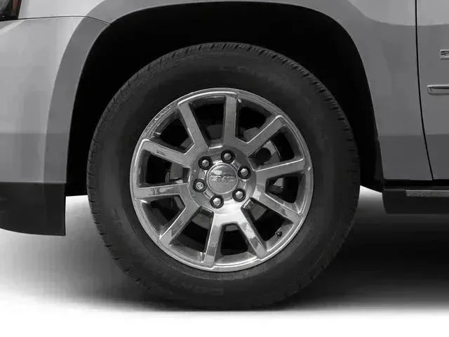 Used 2017 White GMC Denali image 11