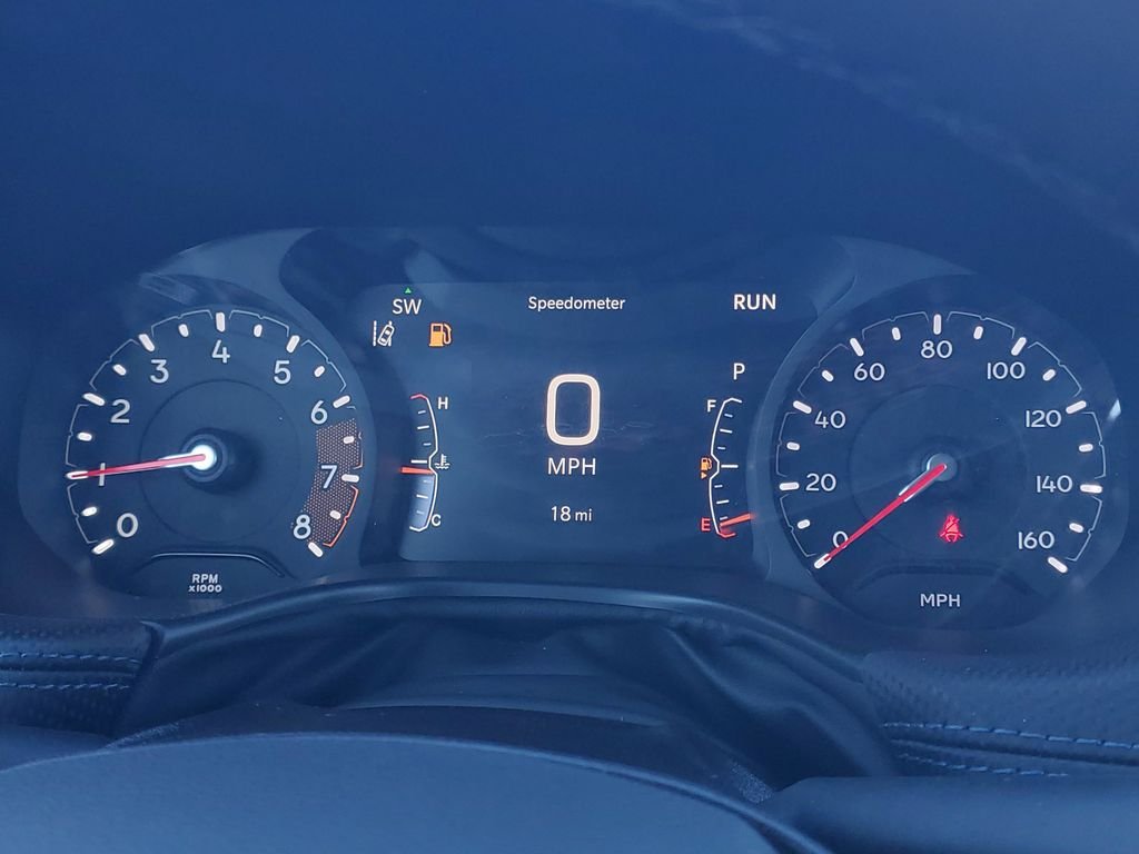 New 2026 Hydro Blue Pearlcoat Jeep Latitude image 22