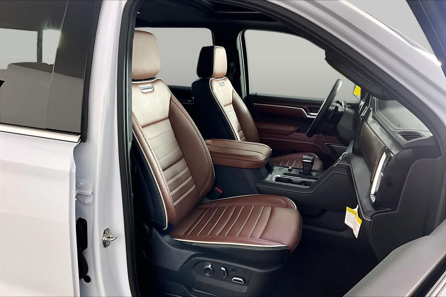 2026 GMC Sierra 1500 Denali Ultimate - Photo 9