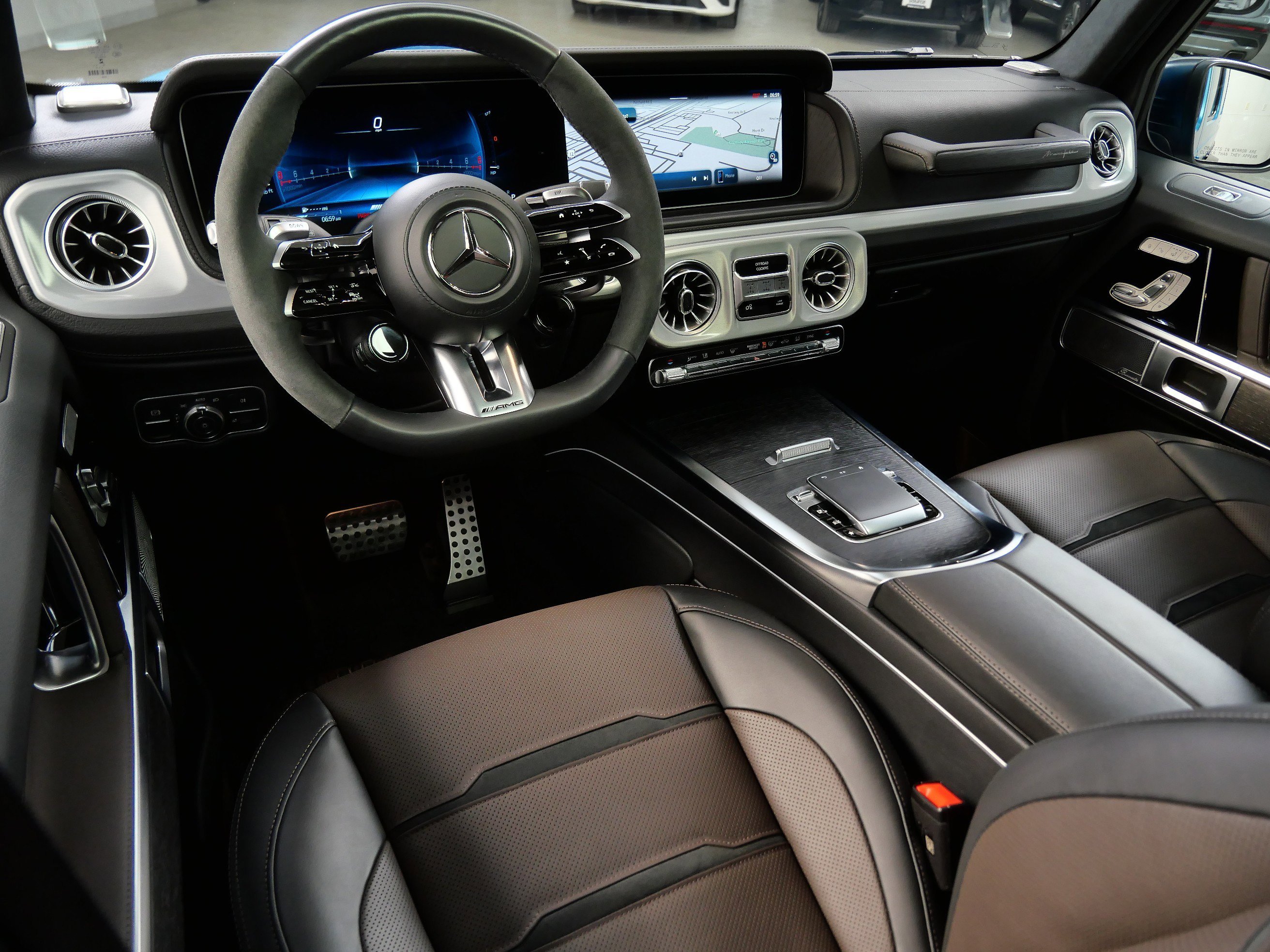 Used 2025 Mercedes-Benz G-Class Mercedes-AMG with VIN W1NWH5AB3SX032976 for sale in Minnetonka, Minnesota