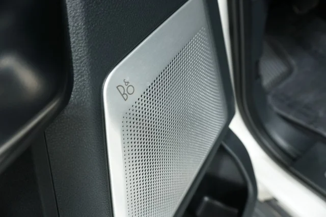 Used 2023 WHITE Ford Platinum image 18