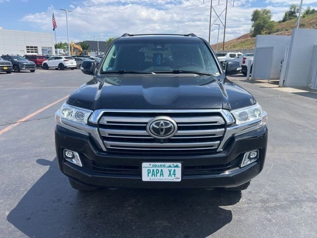 Used 2021 Black Toyota Base image 8