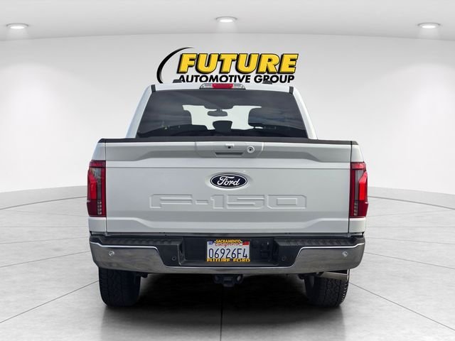 Used 2025 White Ford Lariat image 5