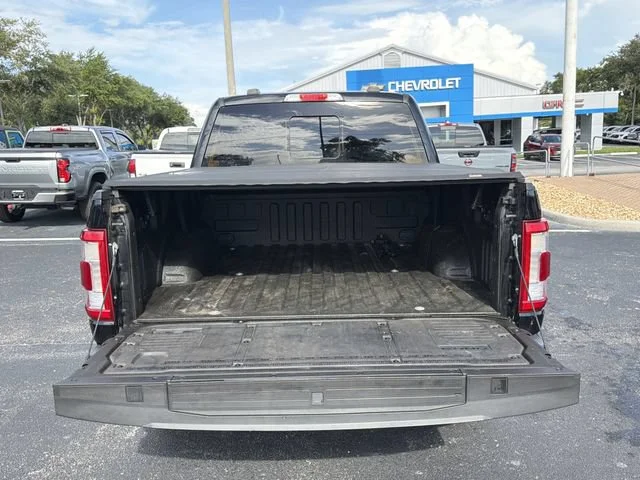 Used 2021 Black Ford LARIAT image 11