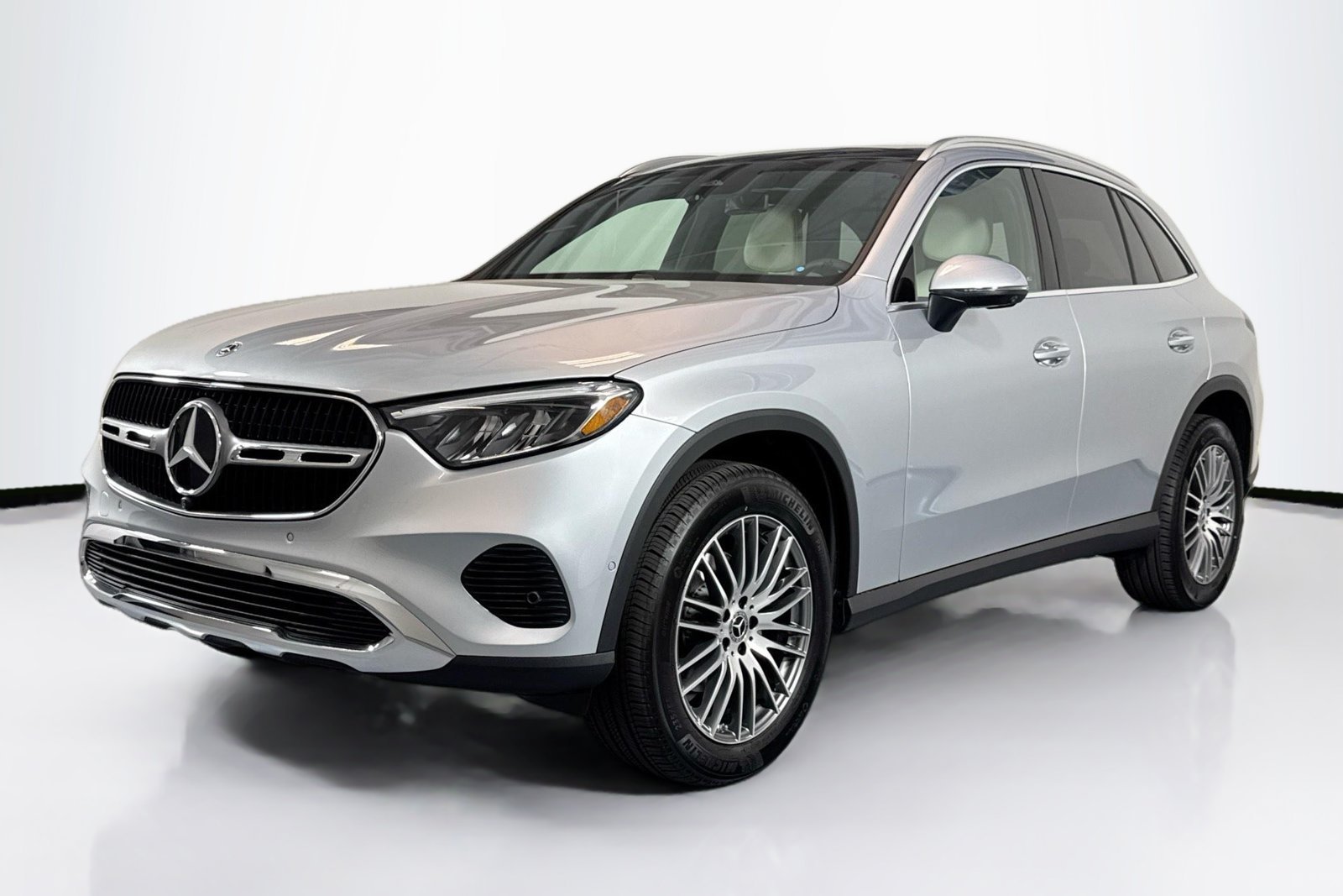 New 2026 Cirrus Silver Metallic Mercedes-Benz GLC 300 image 1