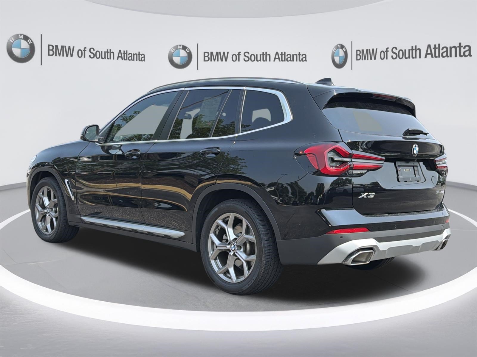 Used 2024 Jet Black BMW sDrive30i image 25