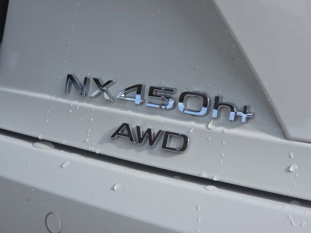 2026 Lexus NX 450h+ Luxury - Photo 9