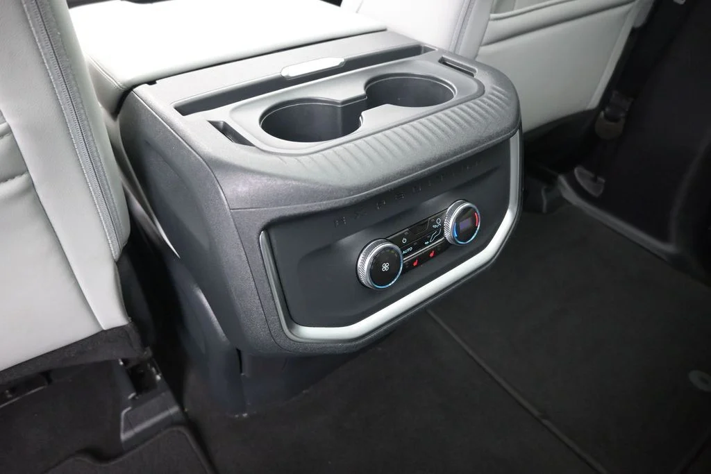 Certified Used 2025 Gray Ford Platinum image 25