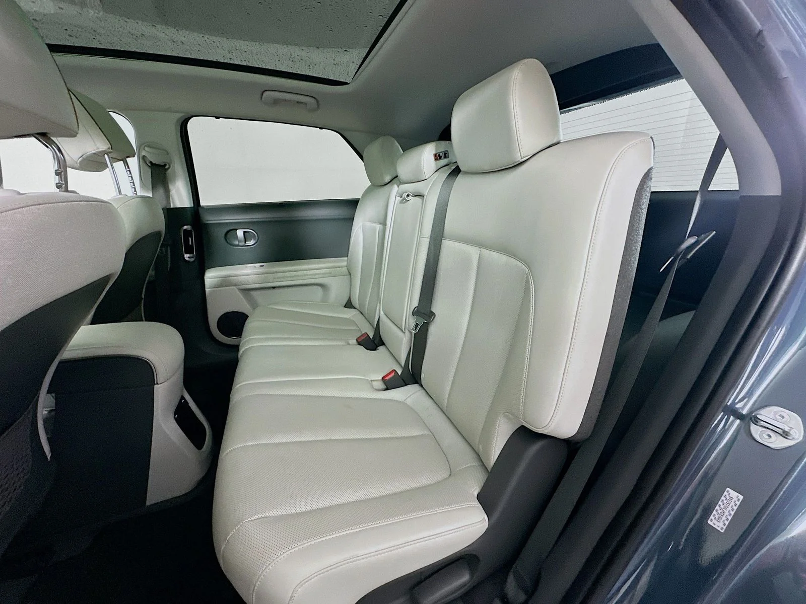 Used 2023 Digital Teal Hyundai Limited image 25