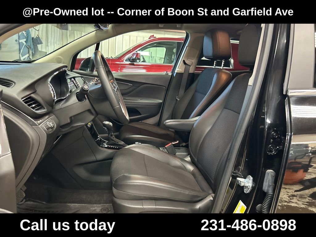 Used 2022 Black Buick Preferred image 14