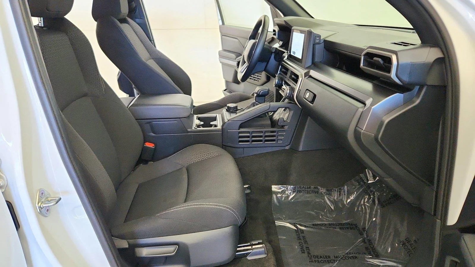 Used 2025 Ice Cap Toyota SR5 image 28