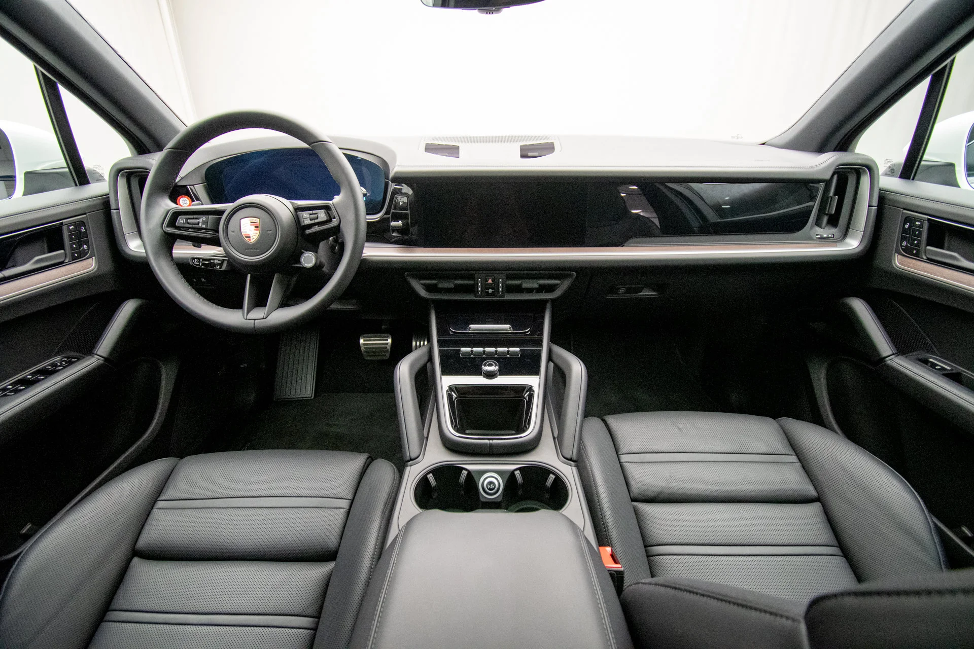 Used 2025 White Porsche S image 10