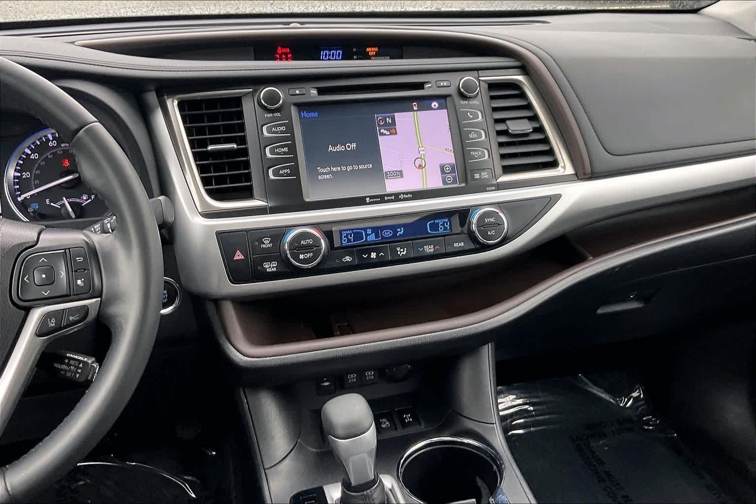 Used 2019 Midnight Black Metallic Toyota XLE image 6