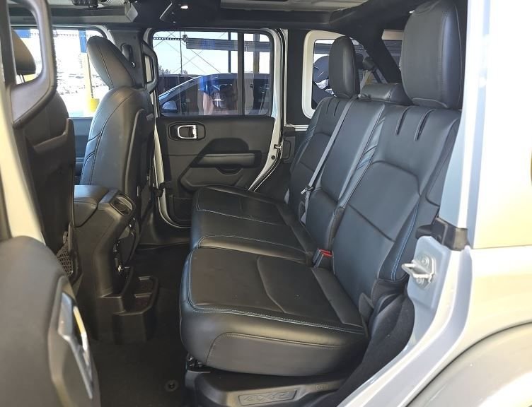 Used 2024 Silver Jeep Rubicon 4xe image 6