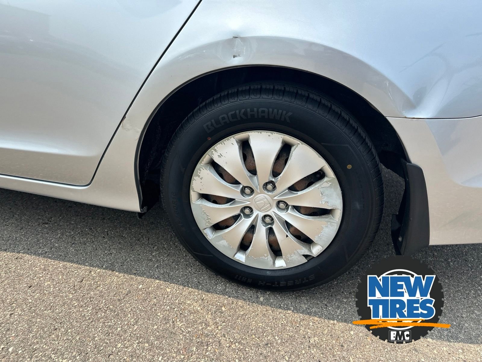 Used 2012 Silver Honda LX image 7