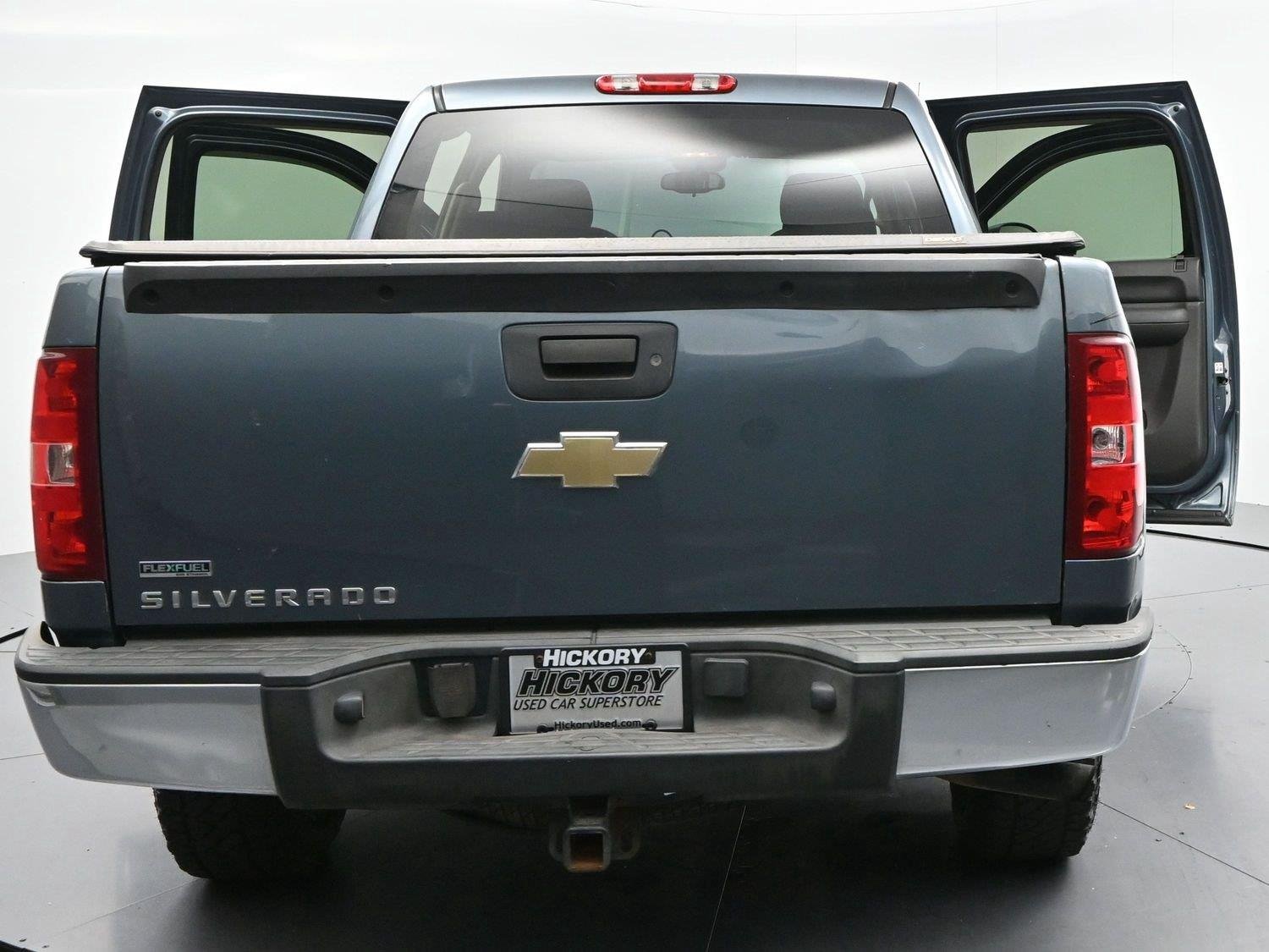 Used 2011 Blue Granite Metallic Chevrolet LT image 36