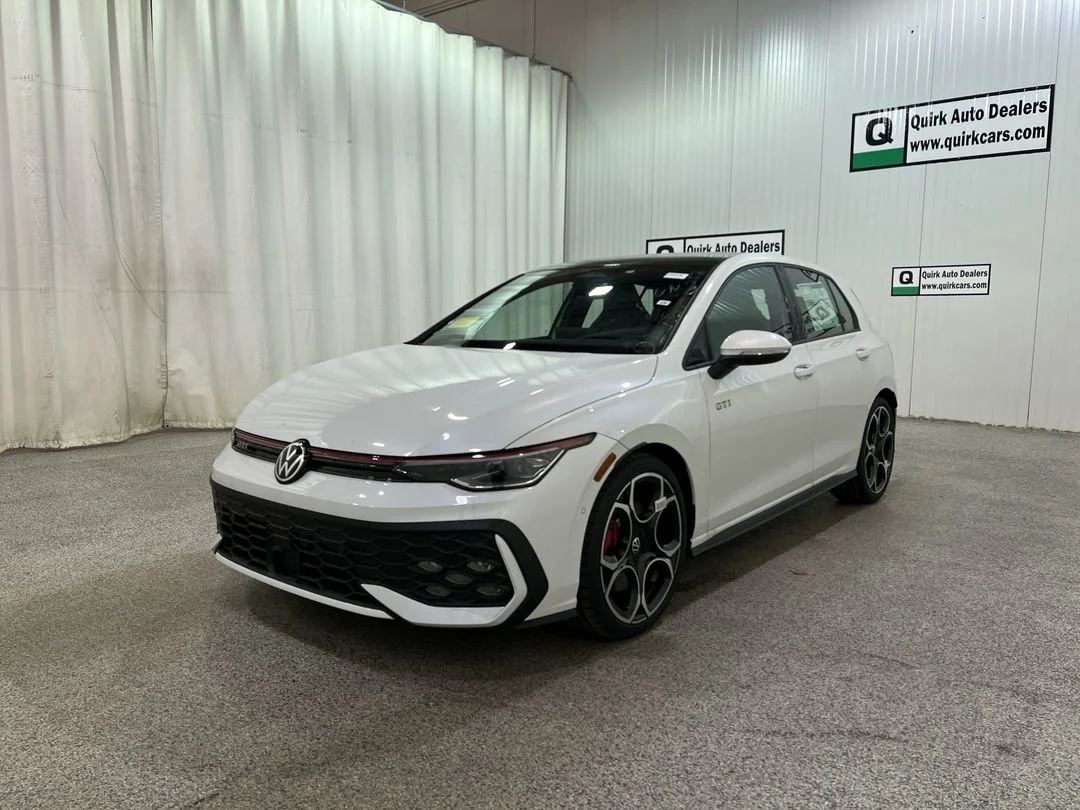 New 2026 Opal White Pearl Volkswagen Autobahn image 4