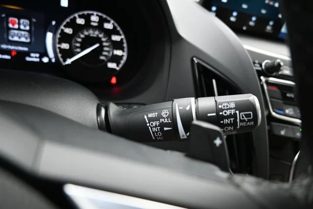Used 2025 White Acura Technology Package image 30