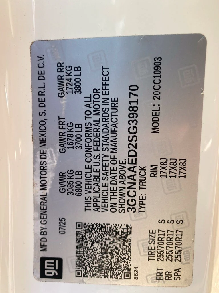 Used 2025 Summit White Chevrolet WT image 26