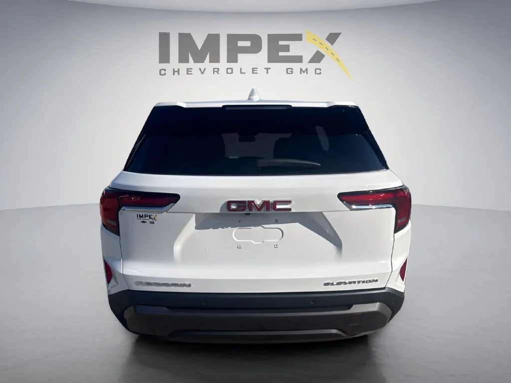 New 2027 Summit White GMC Elevation image 4