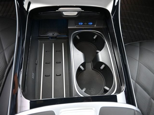 Used 2025 Black Mercedes-Benz S 580 image 3