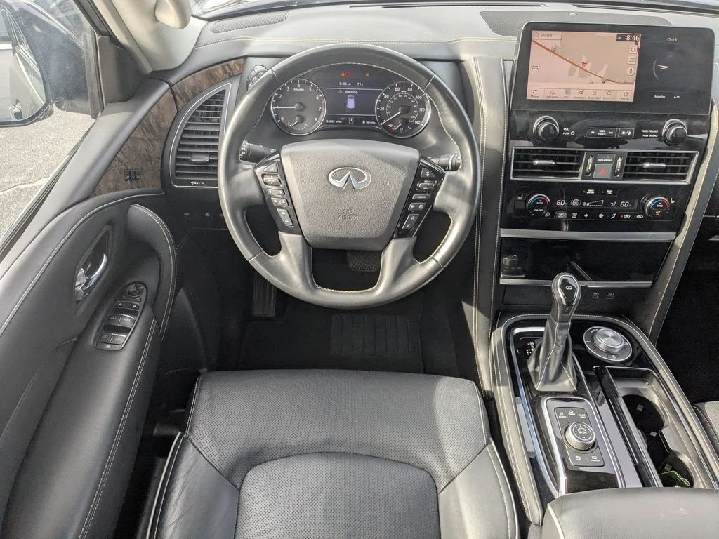 Used 2024 Gray INFINITI Premium Select image 16