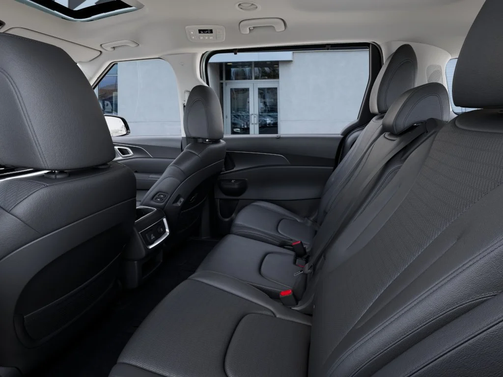 New 2027 Green Kia SX Prestige image 18