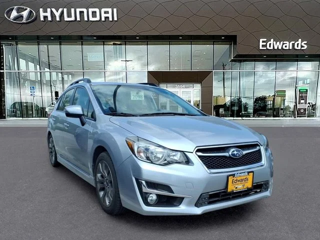Used 2015 Silver Subaru 2.0i Sport Premium image 4