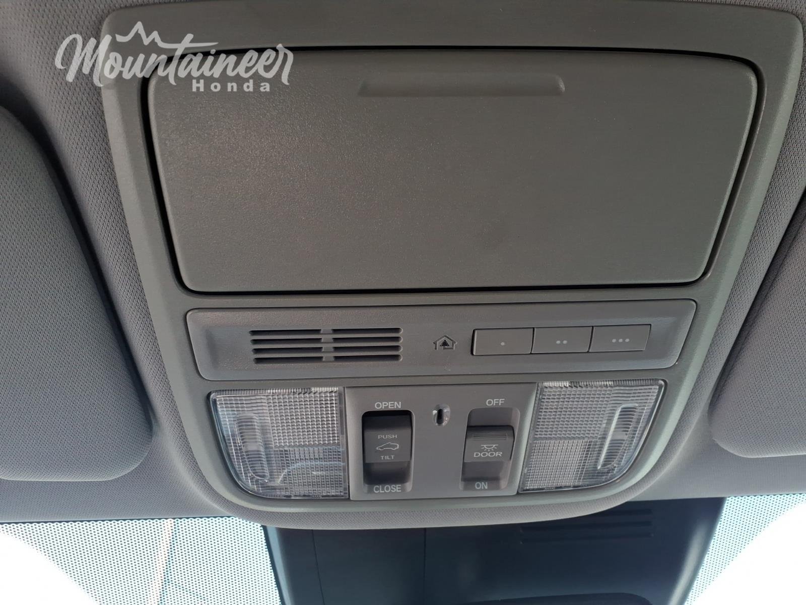 Used 2018 Obsidian Blue Pearl Honda EX-L image 34