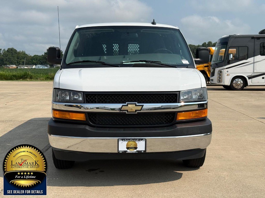 Used 2024 Summit White Chevrolet RWD 2500 135" image 2