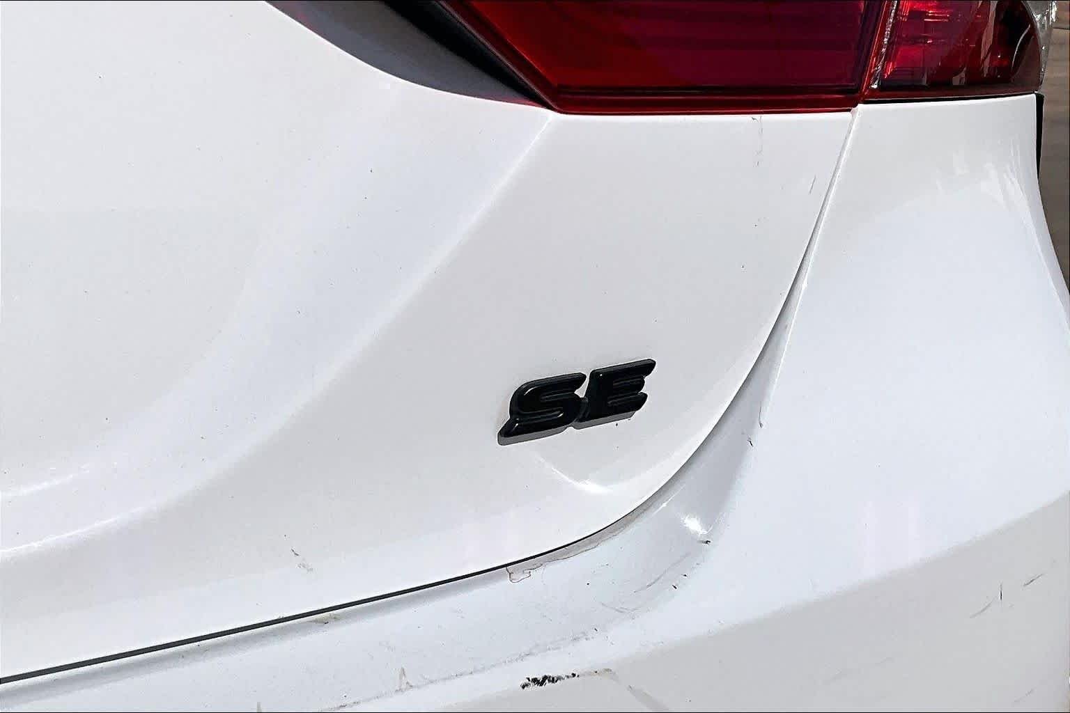 Certified Used 2023 Ice Cap Toyota SE image 28