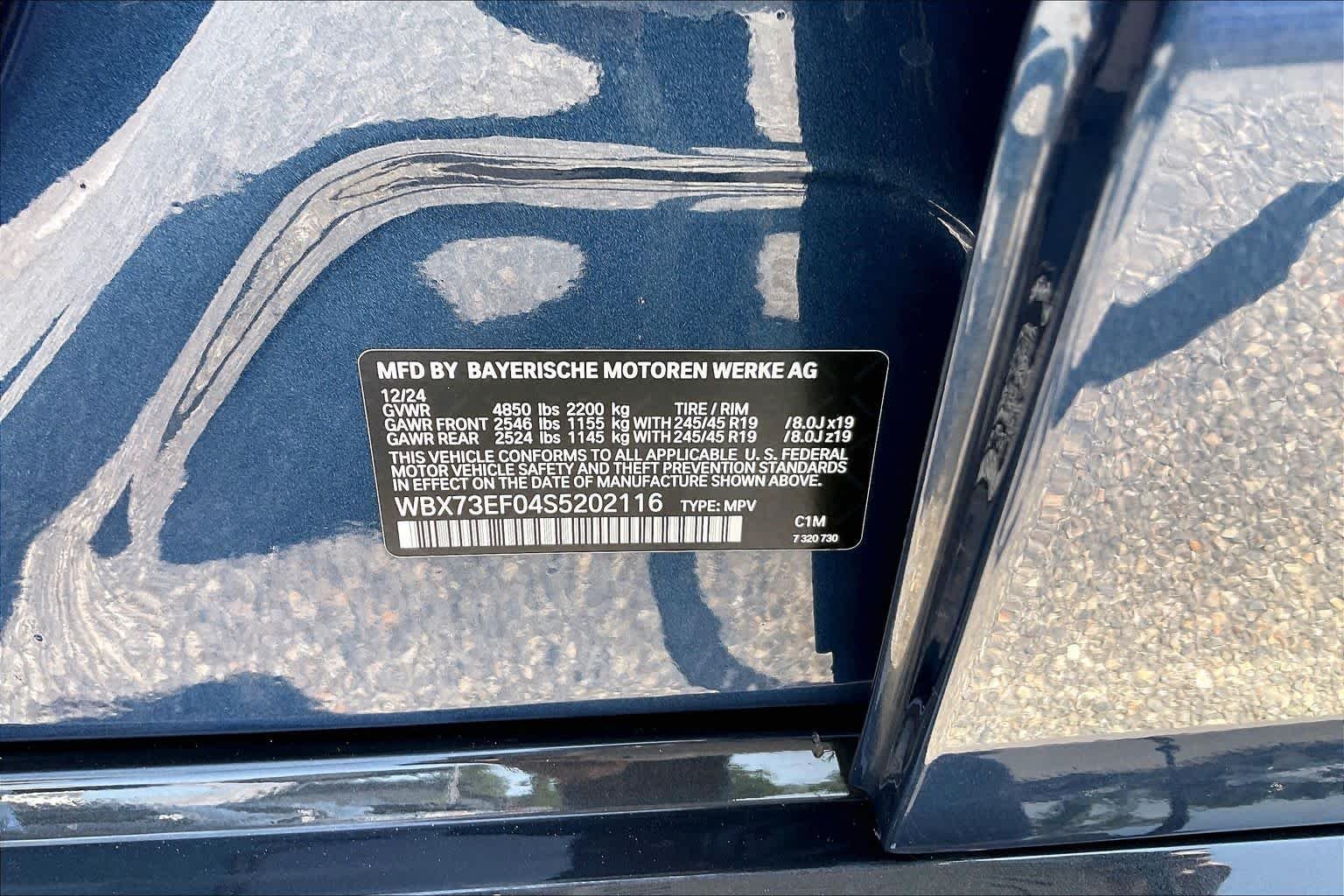 Used 2025 Phytonic Blue Metallic BMW xDrive28i image 33