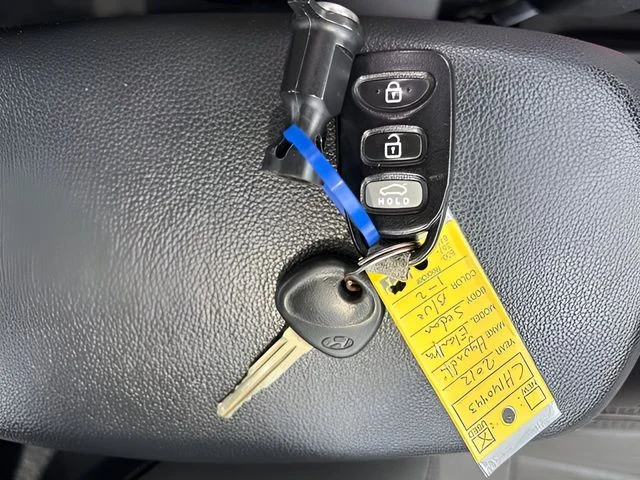 Used 2012 Blue Hyundai Limited image 17