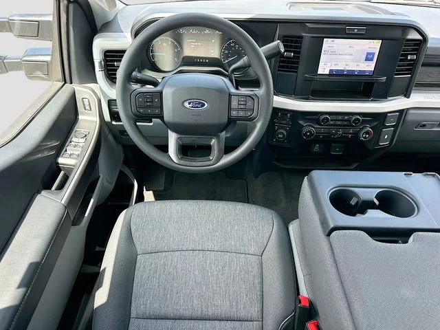 New 2026 Oxford White Ford XL image 15